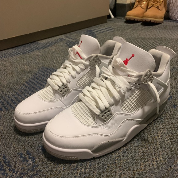 Jordan 4 Oreo - Picture 3 of 6